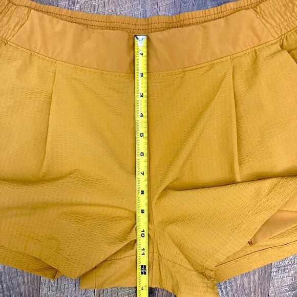 Athleta Textured Brooklyn Short In Tuscan Gold Mustard Yellow Activewear sz 16 - Picture 8 of 10